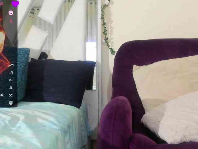 samantha-dimou webcam