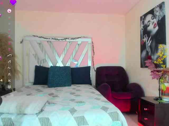 samantha-dimou webcam