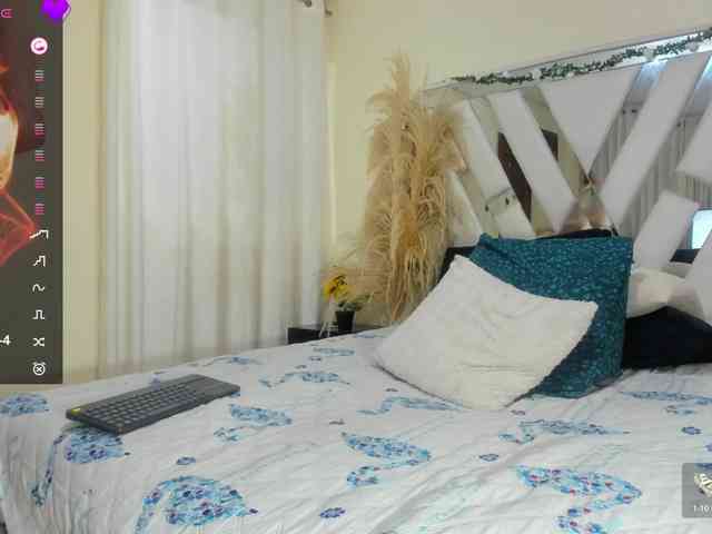 samantha-dimou webcam