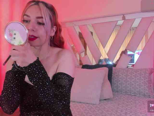 samantha-dimou webcam