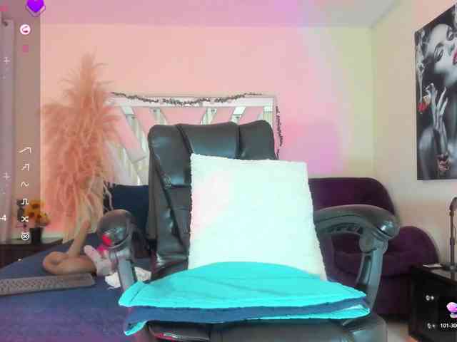 samantha-dimou webcam