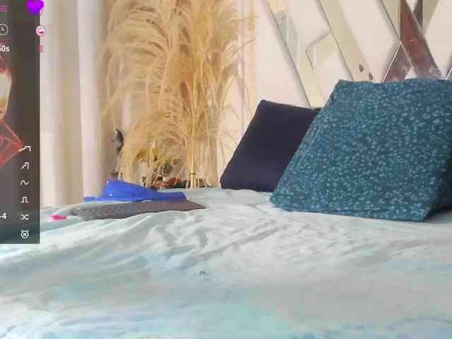 samantha-dimou webcam