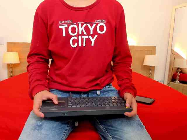 hoot-booys Live Webcam on BongaCams