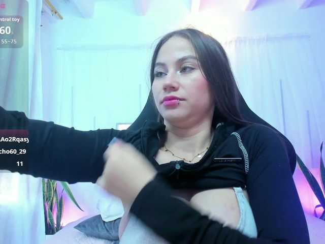 MiaWhiteBunny Live Cam on BongaCams