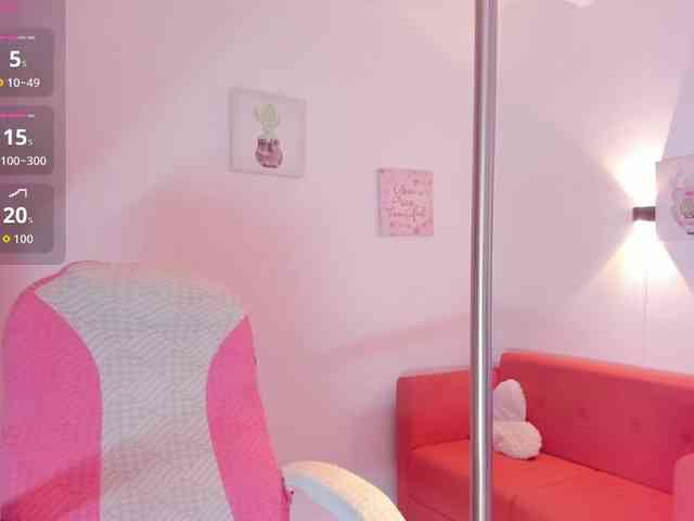 MiaWhiteBunny MiaWhiteBunny