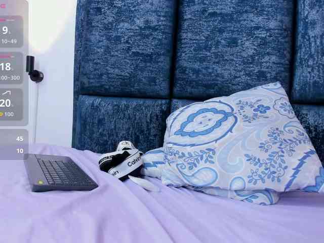 MiaWhiteBunny MiaWhiteBunny