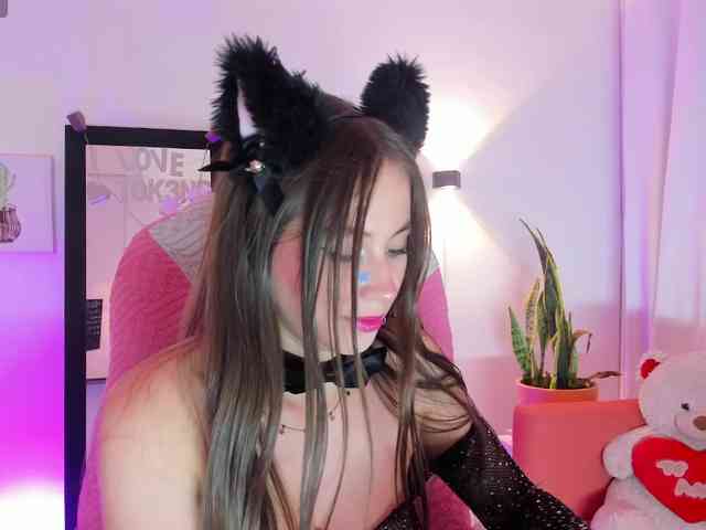 MiaWhiteBunny MiaWhiteBunny