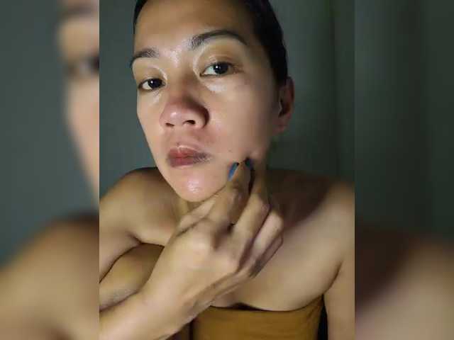 Kiana11's BongaCams show and profile