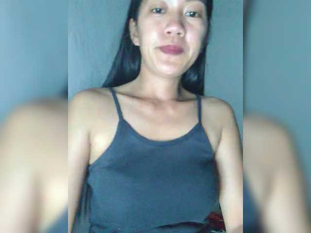 Kiana11's BongaCams show and profile