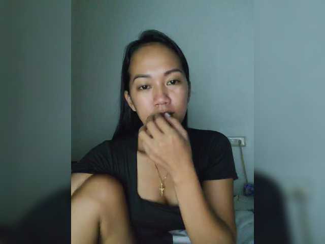 Kiana11's BongaCams show and profile