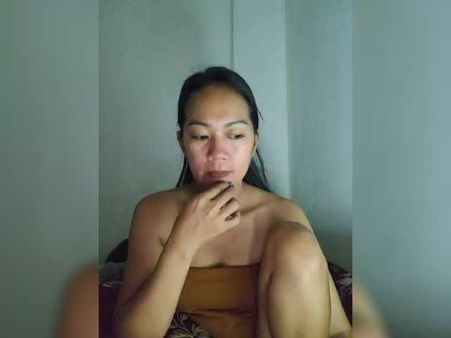 Kiana11's BongaCams show and profile