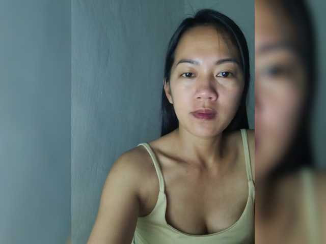 Kiana11's BongaCams show and profile