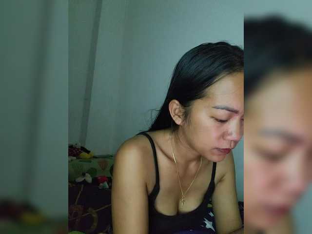 Kiana11's BongaCams show and profile