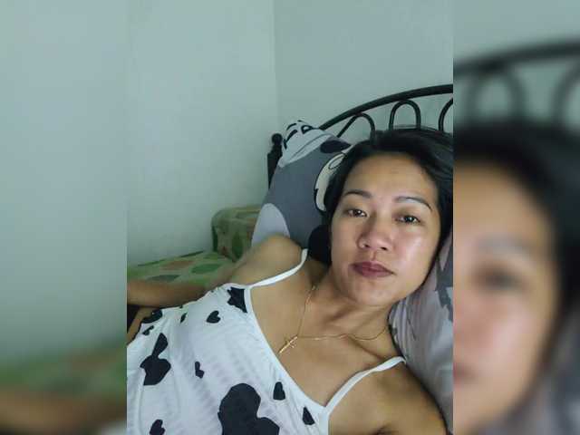 Kiana11's BongaCams show and profile