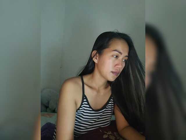 Kiana11's BongaCams show and profile