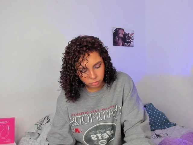 ViolettaMiller-'s BongaCams show and profile