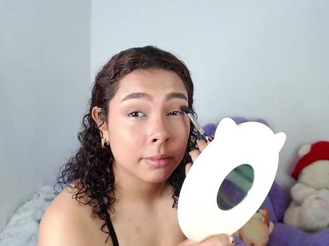 ViolettaMiller-'s BongaCams show and profile