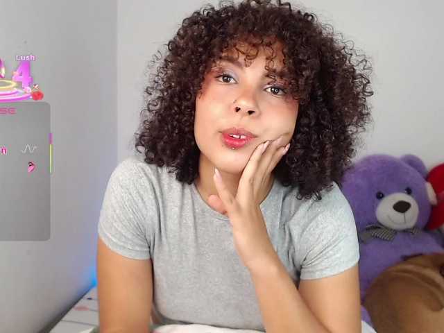 ViolettaMiller-'s BongaCams show and profile