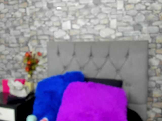 nickypop – webcam model profile photo