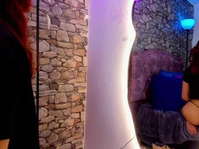 nickypop's BongaCams show and profile