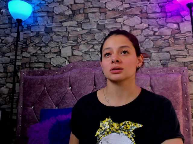 nickypop's BongaCams show and profile