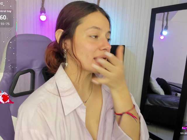 nickypop live cam profile