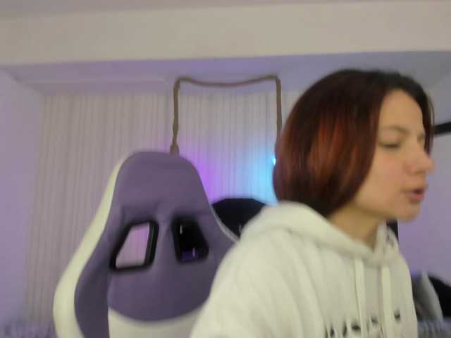 nickypop's BongaCams show and profile