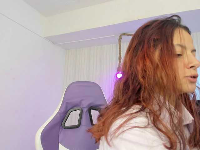 nickypop's BongaCams show and profile