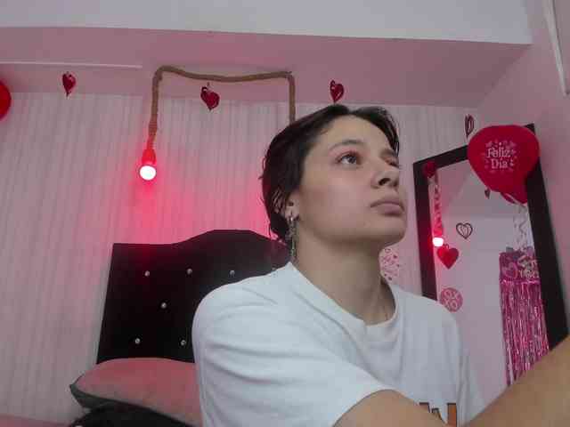 nickypop Live Webcam on BongaCams