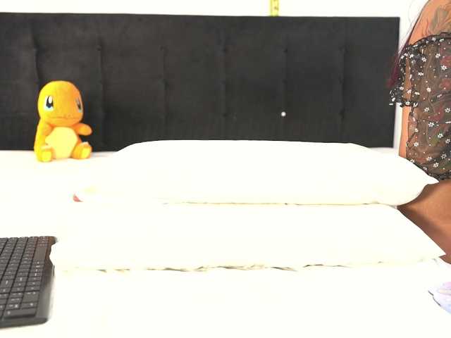  scarlethsaenz1 chat room