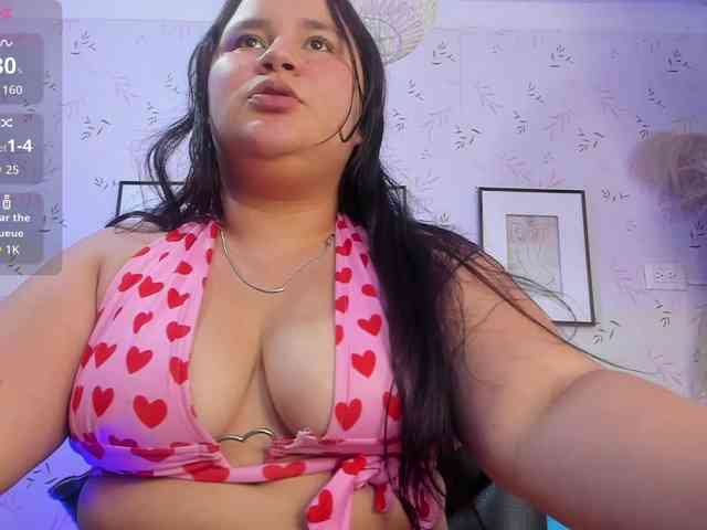LucyLinn webcam
