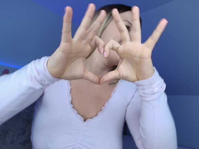 KatteAllyaa's BongaCams show and profile