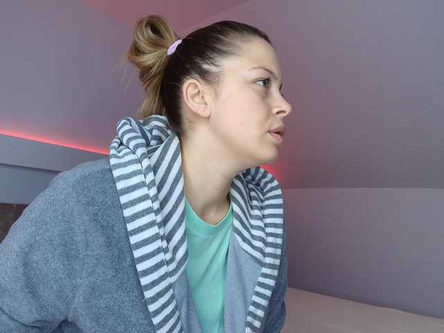 KatteAllyaa's BongaCams show and profile