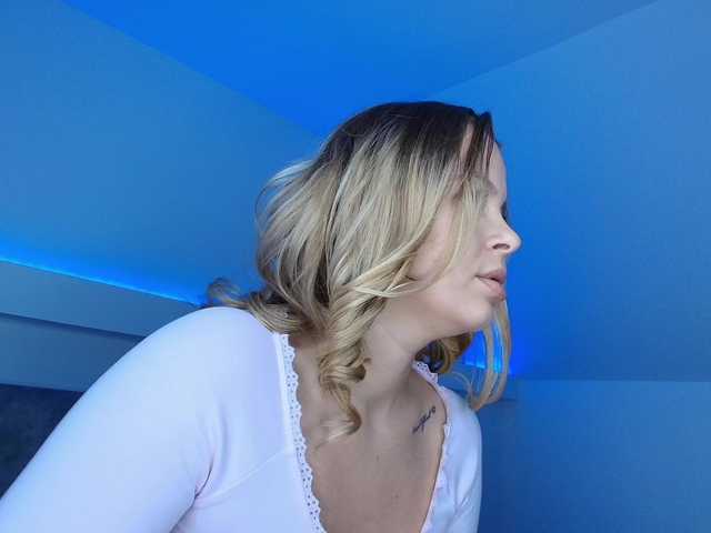 KatteAllyaa's BongaCams show and profile