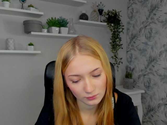 Chloeblonde18 from BongaCams