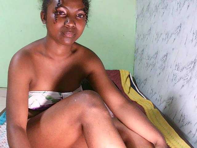 Tonyah1 Live Cam on BongaCams