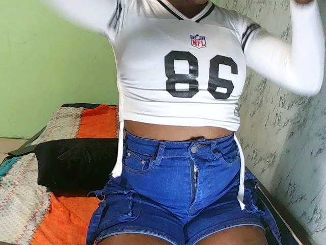 Tonyah1 Live Cam on BongaCams