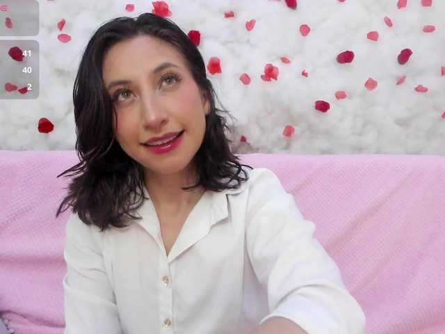 skarletjhonson's BongaCams show and profile