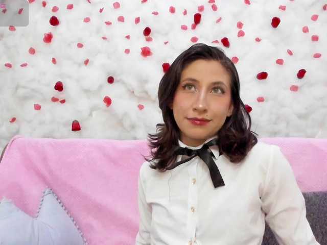 skarletjhonson's BongaCams show and profile