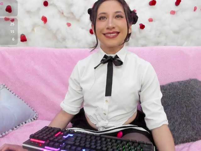 skarletjhonson's BongaCams show and profile