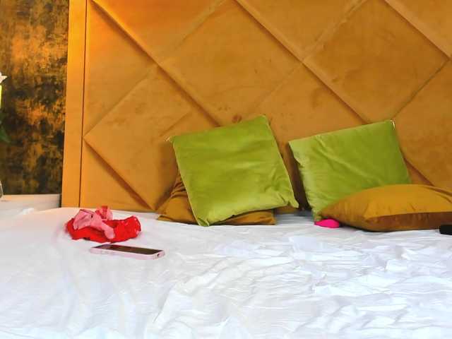 EnergyEliza's BongaCams show and profile