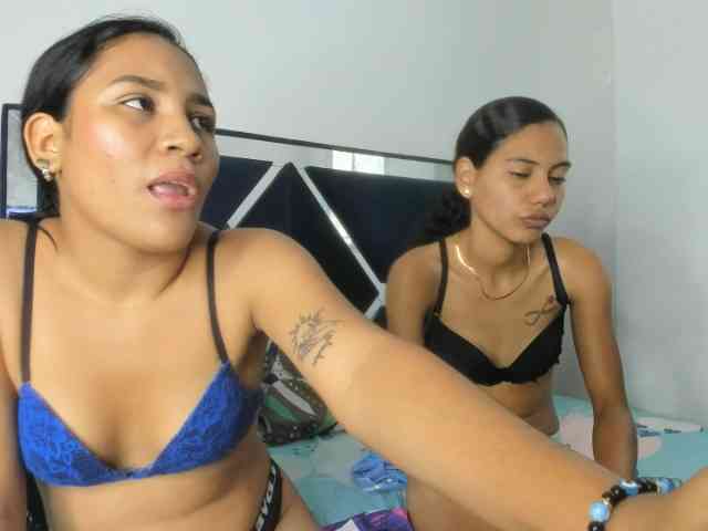 CharlottandVanessa webcam