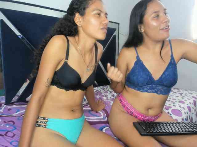 CharlottandVanessa CharlottandVanessa