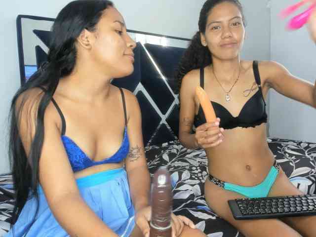 CharlottandVanessa CharlottandVanessa