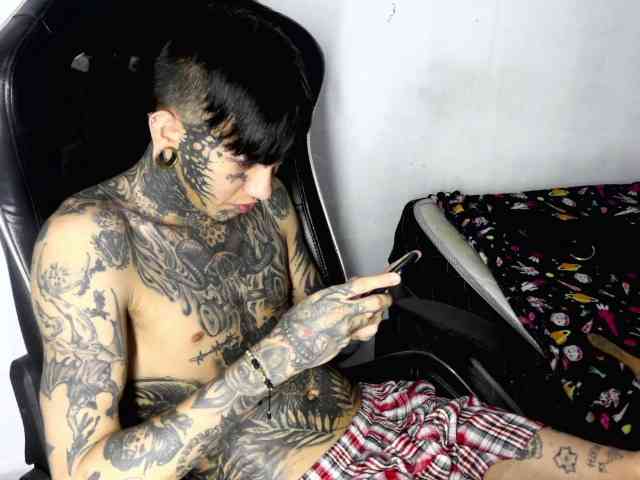 Billygold666 Live Webcam on BongaCams