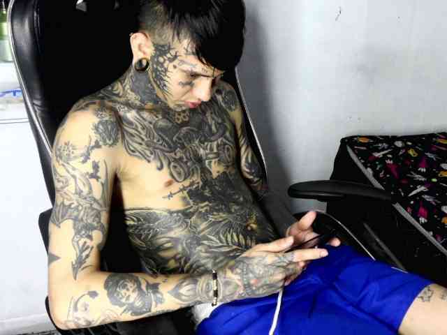 Billygold666 Live Webcam on BongaCams