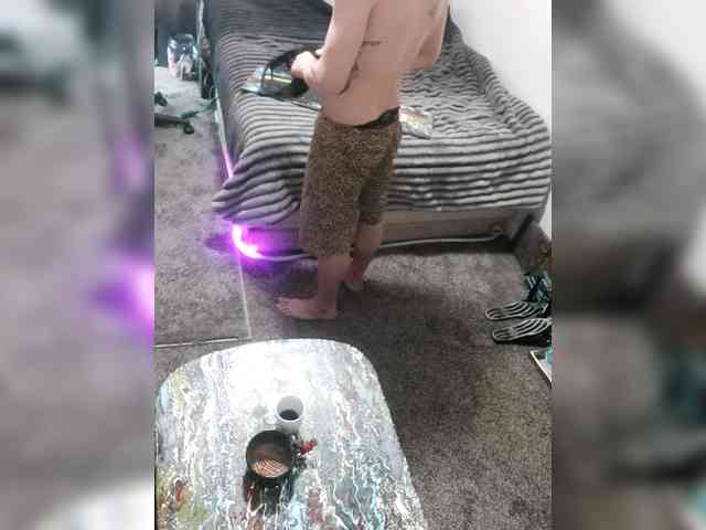 elongo006 Live Webcam on BongaCams