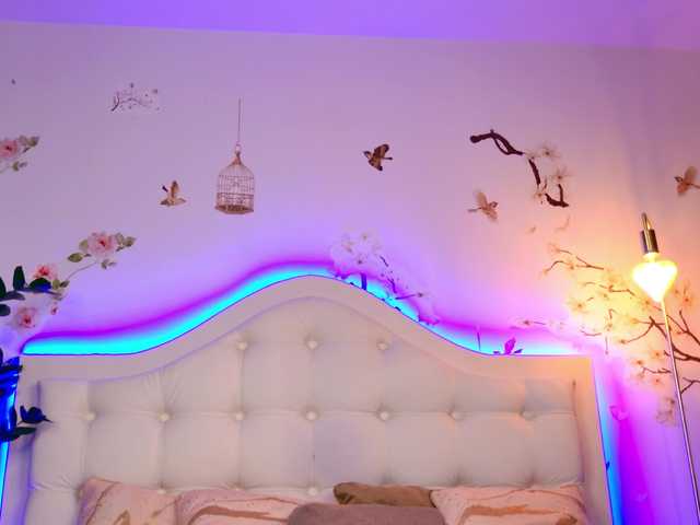 TinyBlair's BongaCams show and profile