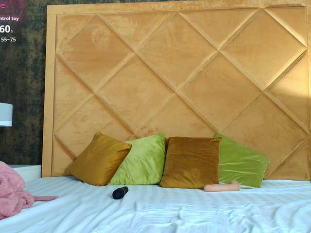 TinyBlair's BongaCams show and profile