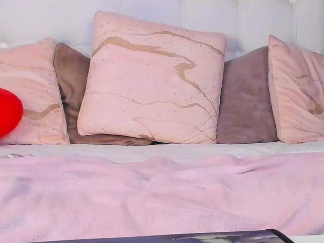 TinyBlair's BongaCams show and profile